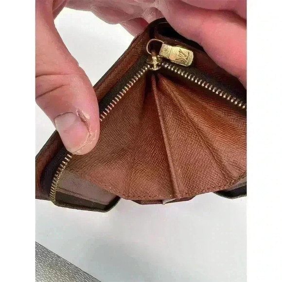 Louis Vuitton Women's Monogram Canvas Wallet Brown Credit Card Holder - Picture 8 of 16